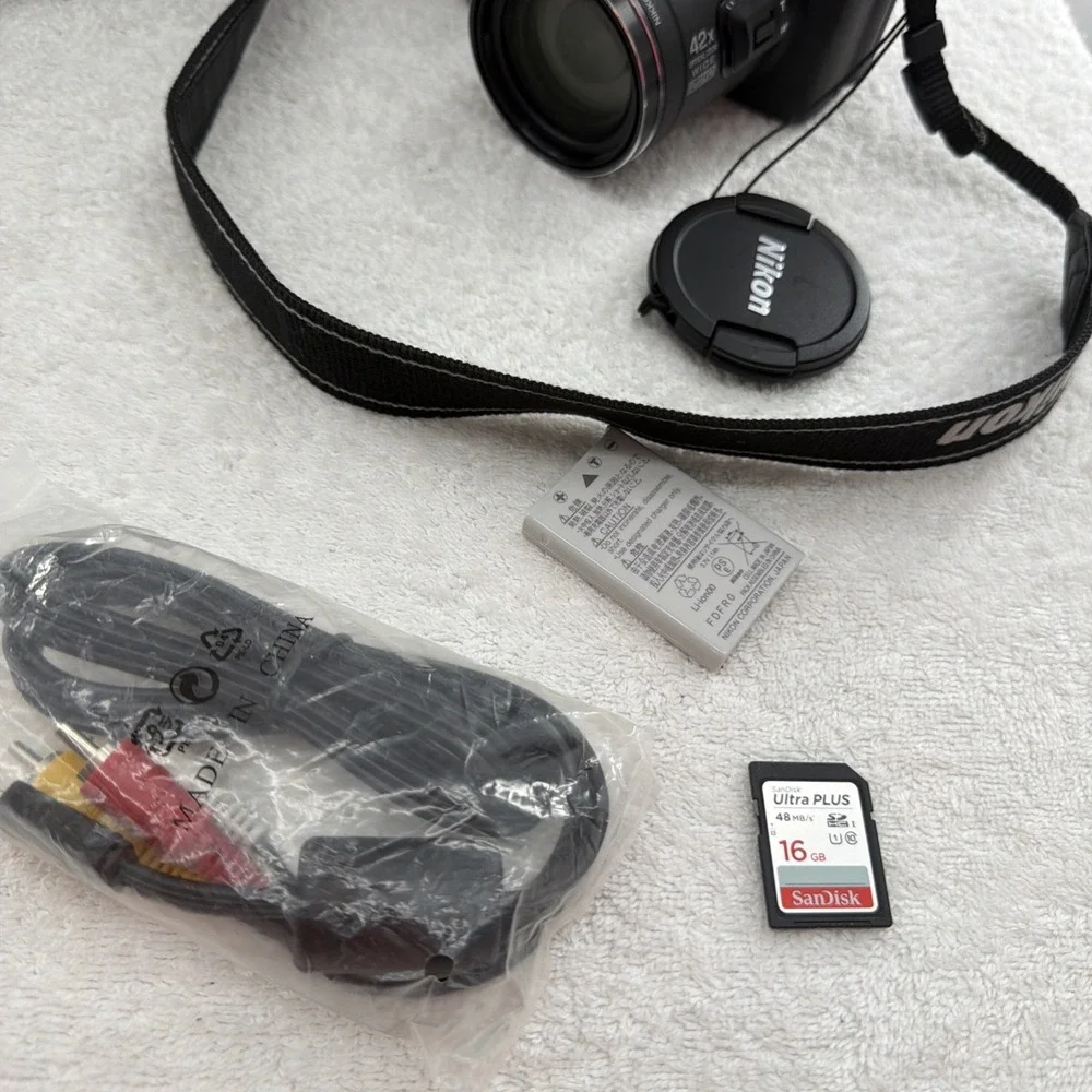 Nikon coolpix p520